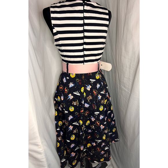 Disney Parks Dress Shop Her Universe Disney Park Icons Dress Size Large - Picture 9 of 10